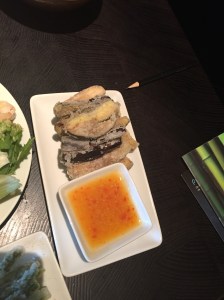 Crispy aubergine with spicy mango sauce 